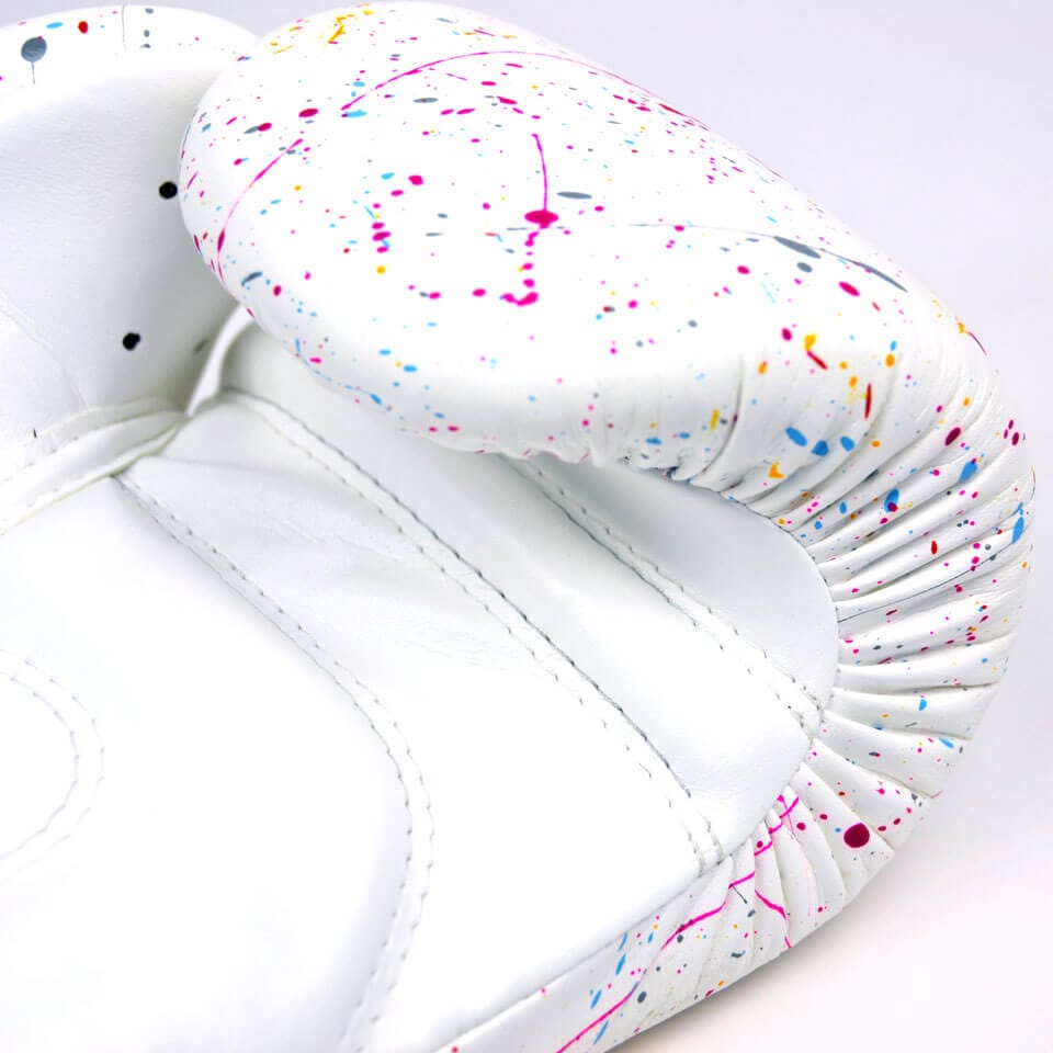 Guantoni Muay Thai Fairtex The Painter, semileather, dettaglio, per allenamenti e match di Boxe, Kickboxing, Sanda, Pugilato, sport da combattimento