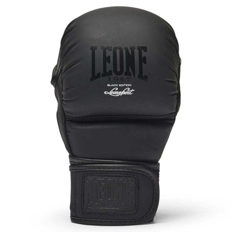 Guanti Mma Black Edition Leone 1947 in PU Nero Opaco, con chiusura a velcro, da 4oz per allenamenti e sparring di Mma