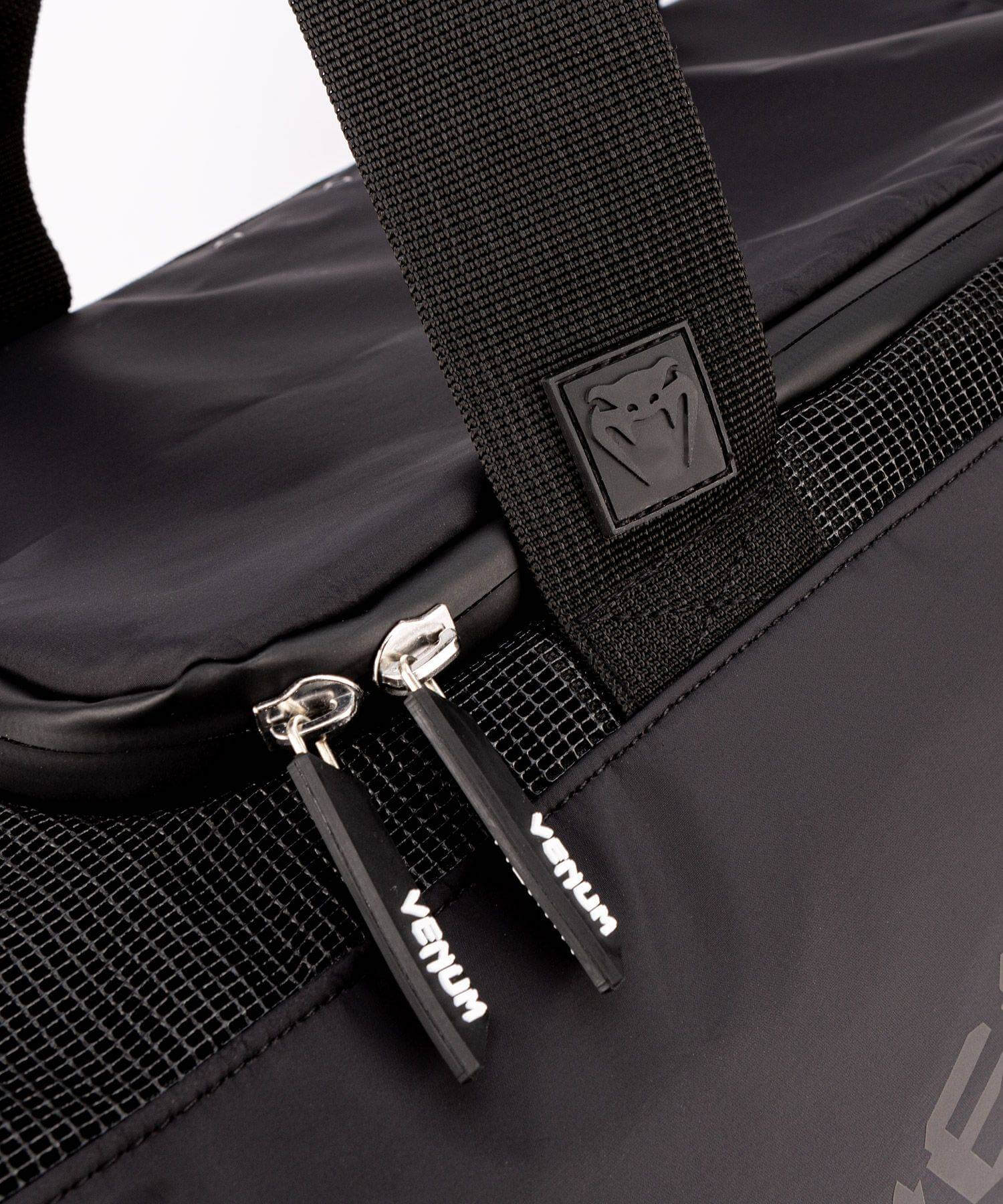 Borsone sportivo Venum Trainer Lite Evo Nero Mat per Sport da Combattimento