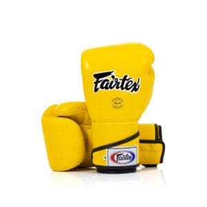 Guantoni Angular Fairtex giallo in pelle, per allenamenti di Pugilato, Muaythai, e Kickboxing