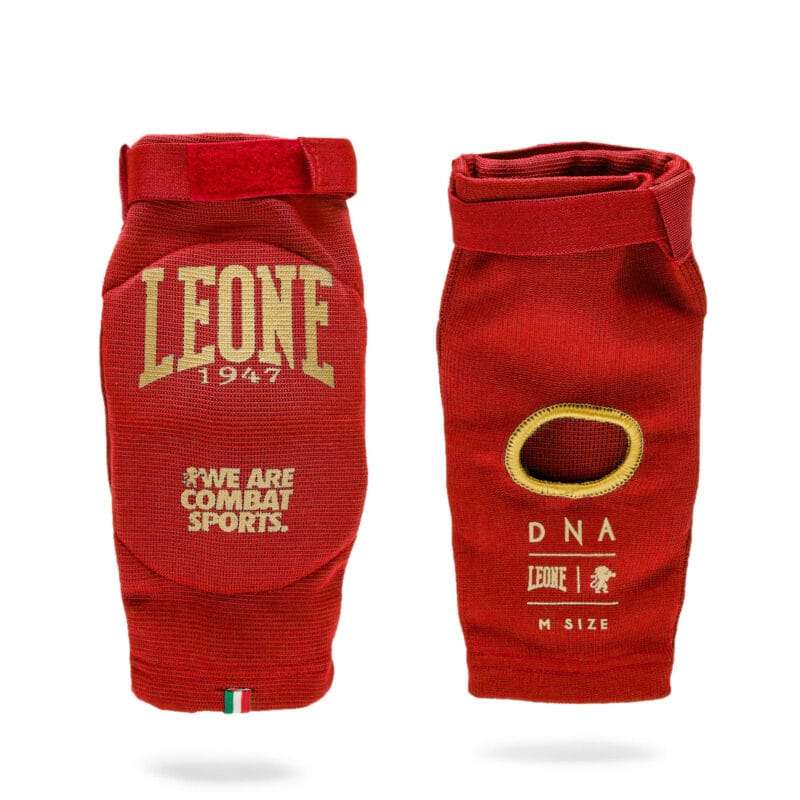 Gomitiere Leone1947 DNA in Rosso con dettagli e logo in Oro, Protezione per Muay Thai e MMA