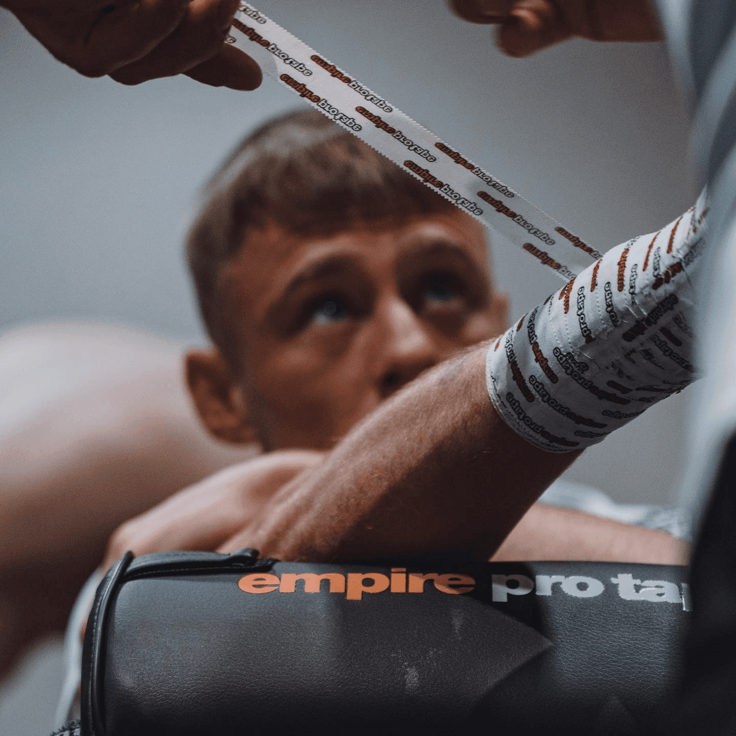 Poggiabraccio Pro Arm Rest Empire Pro Tape per bendaggio professionale MMA, Pugilato, Muay Thai e Kickboxing.