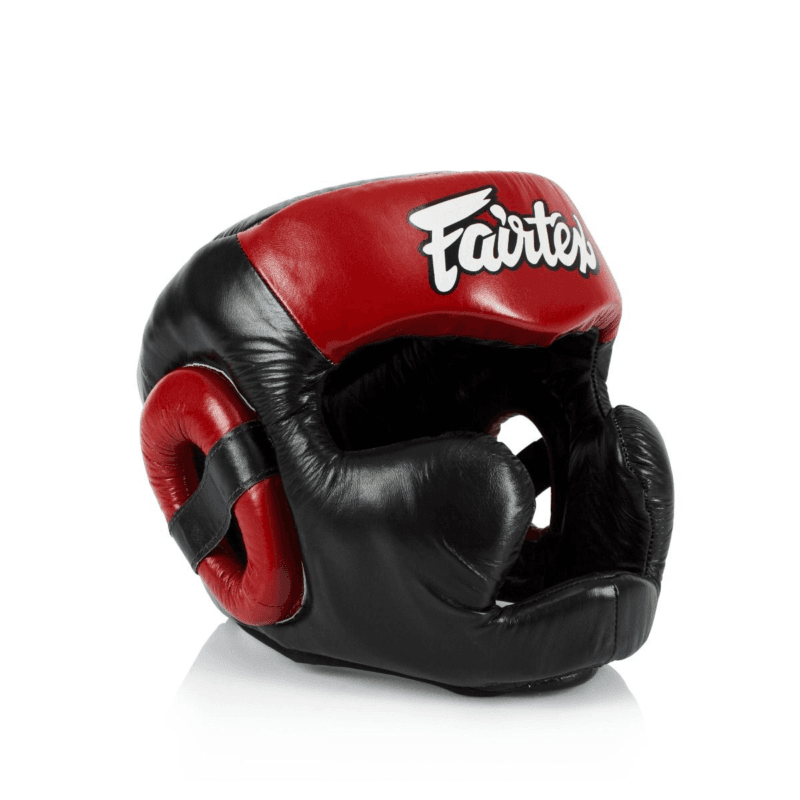 Caschetto Sparring DIAGONAL Fairtex rosso/nero per sparring di Muay Thai, kickboxing e MMA