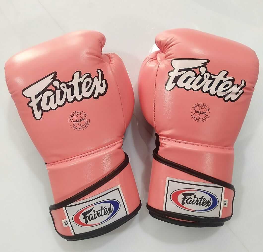 Guantoni Fairtex Angular rosa in pelle, per allenamenti di Pugilato, Muaythai, e Kickboxing