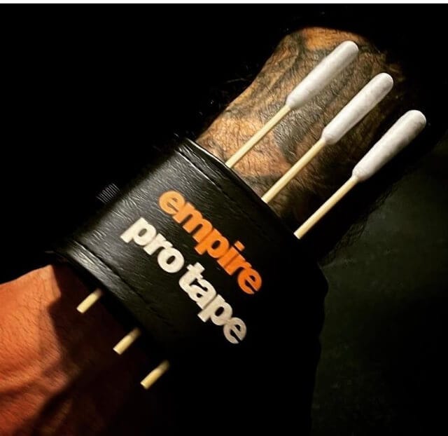 Polsiera porta Q-Tips Empire Pro Tape per Cutman di MMA, Muay Thai, Kickboxing e Boxe.