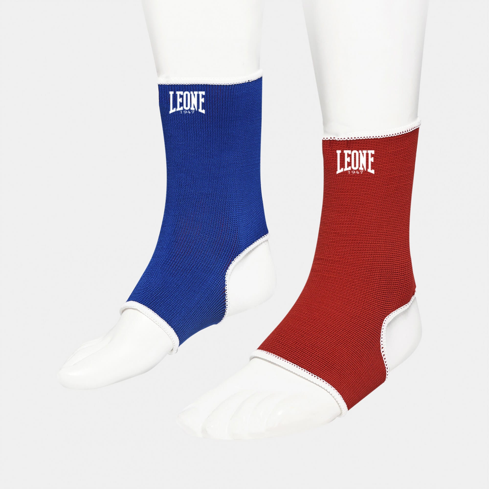 Cavigliere elastiche Leone 1947 reversibili rosso/blu per sostenere la caviglia durante gli allenamenti di Kickboxing, Muay Thai o MMA