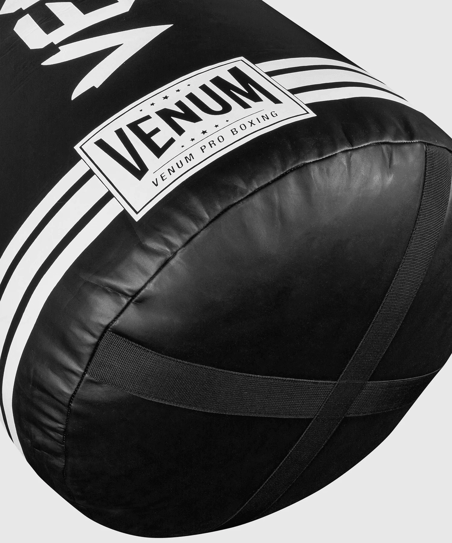 Sacco da Boxe Venum Hurricane Heavy Punch Nero/Bianco 110cm dal peso di 80kg per allenamento di Pugilato, Muay Thai e Kickboxing