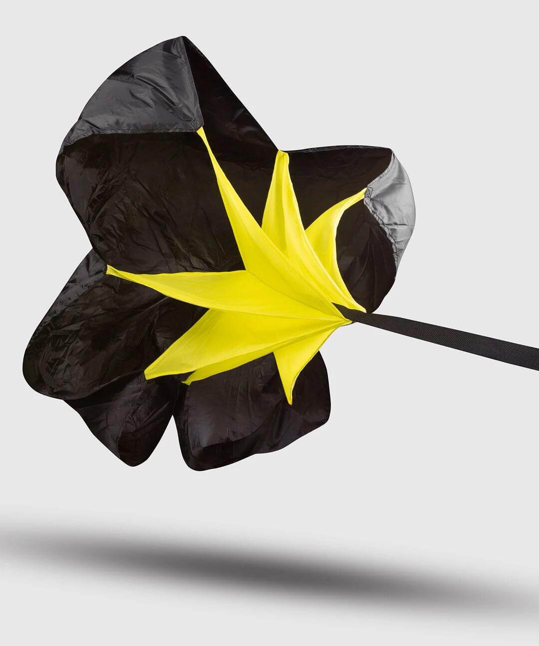 Paracadute da corsa Venum Challenger Nero/Giallo Fluo per allenamenti di Forza, Resistenza e Velocità. Paracadute Running per incremento forza, resistenza e velocit