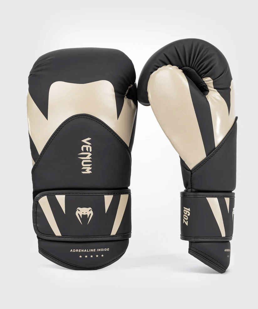 Guantoni Venum Challenger 4.0 Nero/Beige per praticanti principianti e intermedi di Pugilato, Muay Thai e Kickboxing