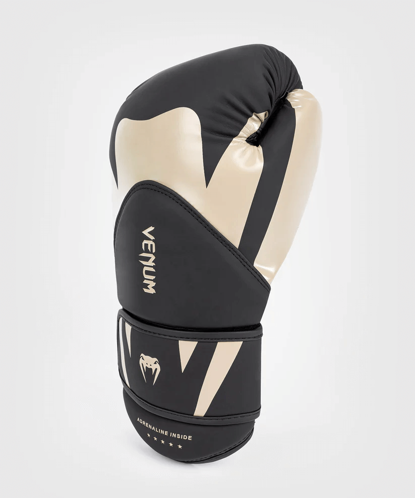 Guantoni Venum Challenger 4.0 Nero/Beige per praticanti principianti e intermedi di Pugilato, Muay Thai e Kickboxing