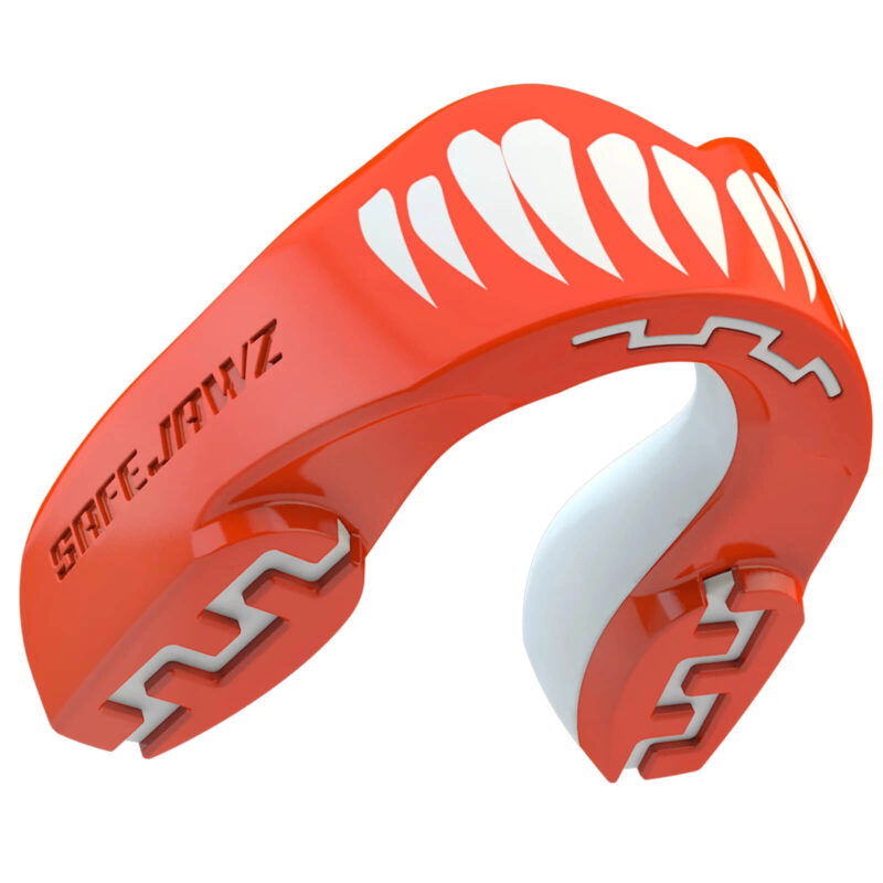 Paradenti Viper SafeJawz Bianco/Rosso per allenamenti e match di Boxe, Kickboxing, MMA e Bjj. Facilissimo da modellare, protegge da urti ed impatti in tutti gli Sport da Combattimento. Per adulti e Bambini.