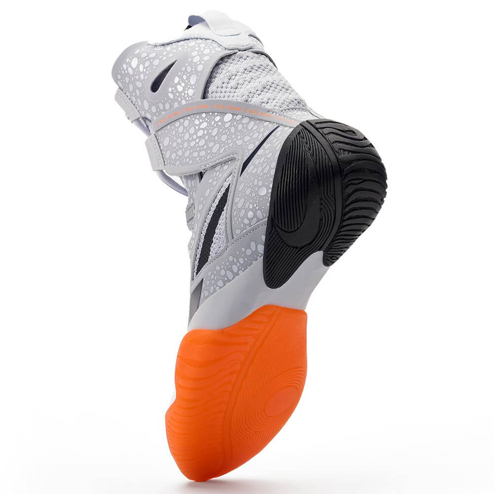 Scarpe da Boxe Nike HyperKO 2.0 Electric Safari Olympic Special Edition Bianco/Arancione per allenamenti e match di Boxe. Stivaletti da Boxe, massimo sostegno e massima aderenza per avere un grip ed una tenuta massima.