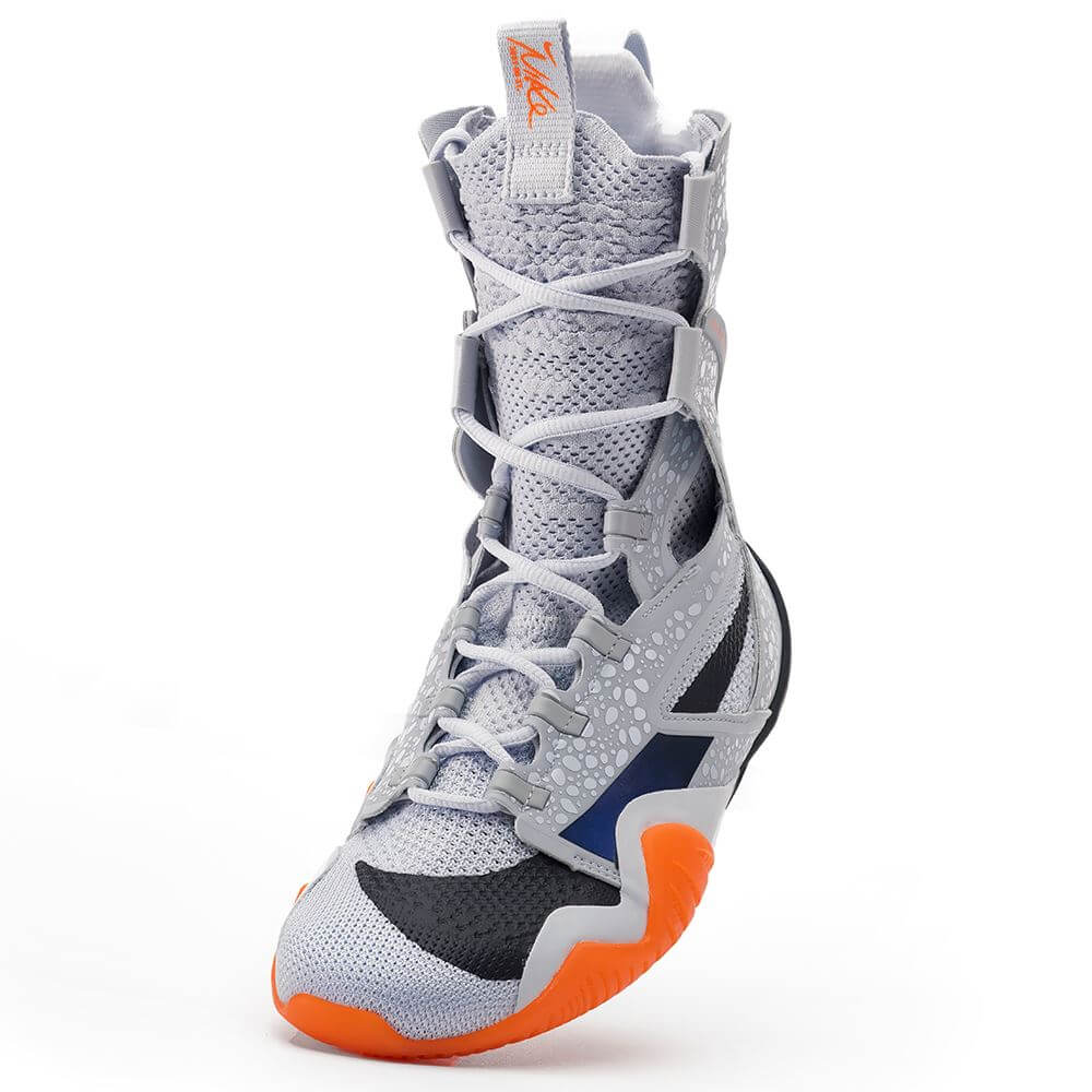 Scarpe da Boxe Nike HyperKO 2.0 Electric Safari Olympic Special Edition Bianco/Arancione per allenamenti e match di Boxe. Stivaletti da Boxe, massimo sostegno e massima aderenza per avere un grip ed una tenuta massima.