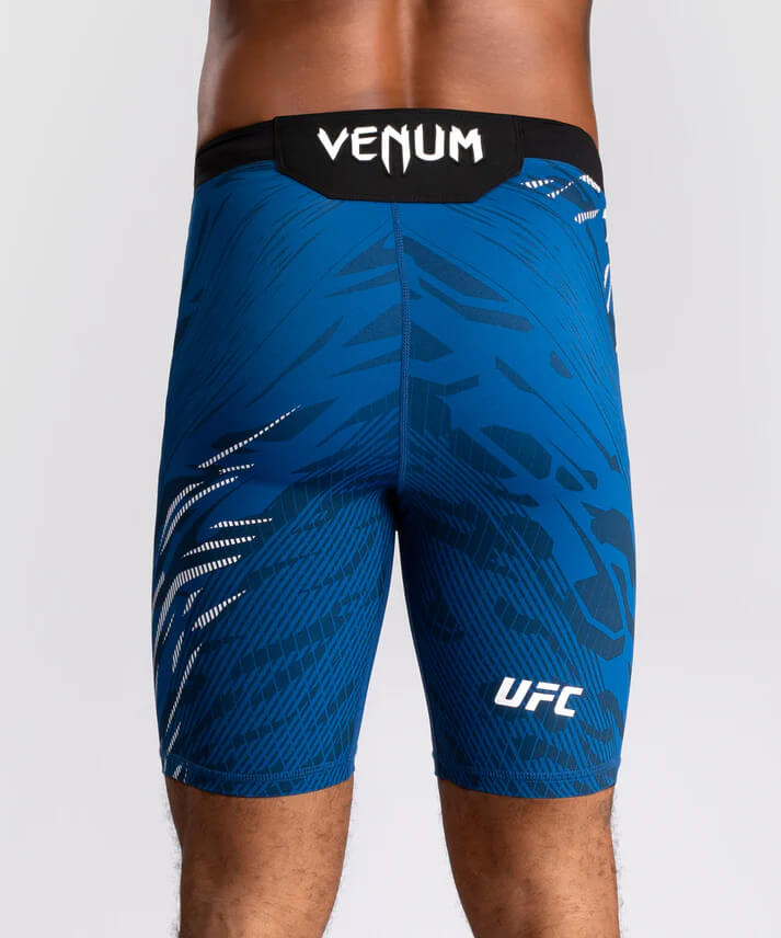 Pantaloncini Vale Tudo a compressione UFC Venum Fusion 4.0 Authentic Fight Night Blu per MMA, Grappling, No Gi. Pantaloncini usati in UFC, pantaloncini aderenti per allenamento MMA, Grappling.