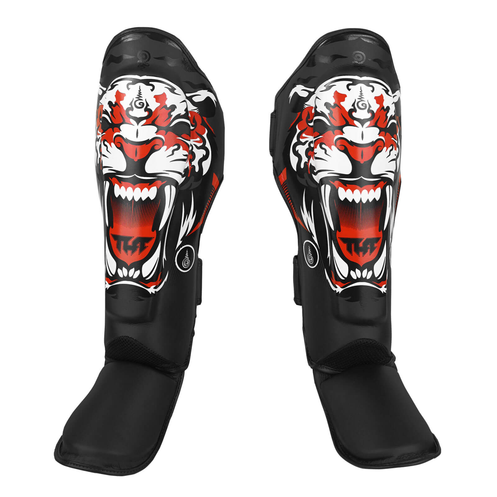 Paratibie Muay Thai Tuff Black Tiger TUF-SGM-TIGER BLACK per allenamenti di Muay Thai, Kickboxing ed MMA. Paratibie interi doppia protezioni fatti a mano in Thailandia. Copertura piede