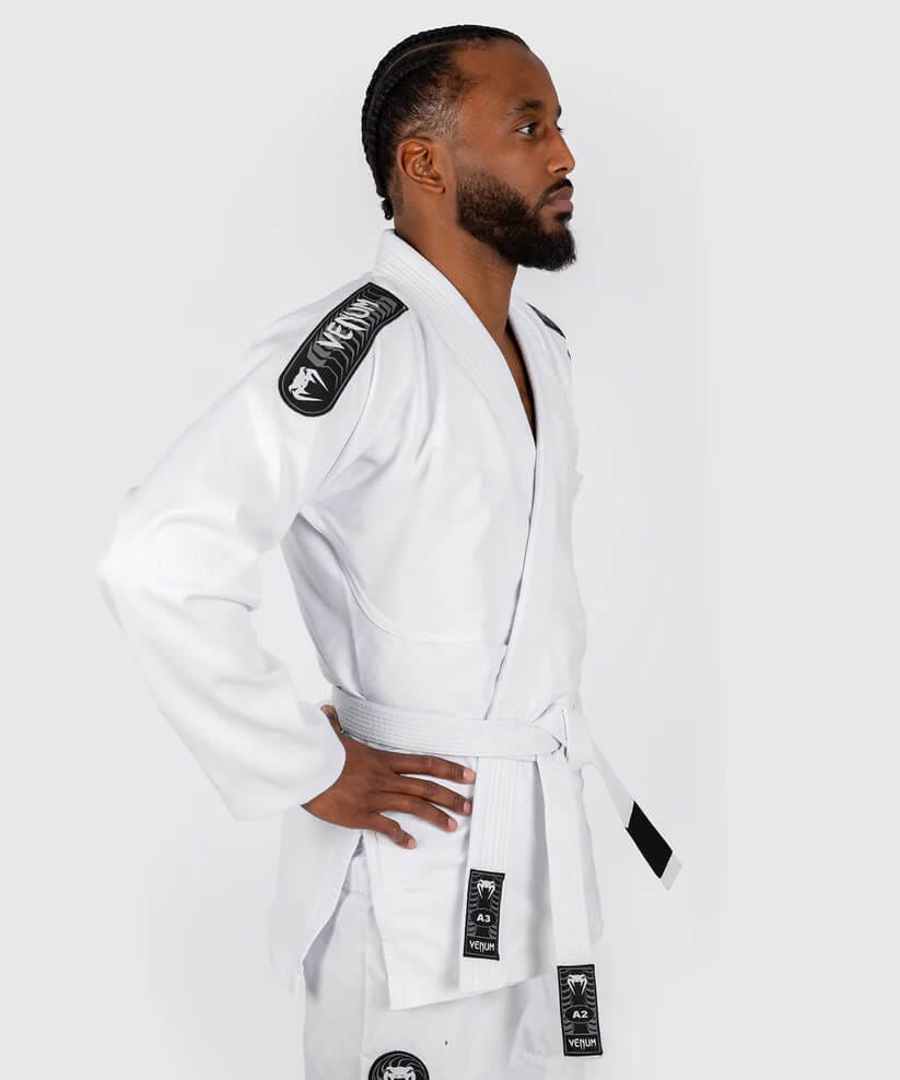 Gi da Brazilian Jiu Jitsu Venum BJJ First Bianco. Gi basic per principianti.