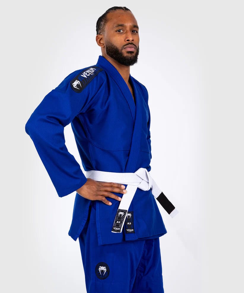 Gi da Brazilian Jiu Jitsu Venum BJJ First Blu. Gi basic per principianti.