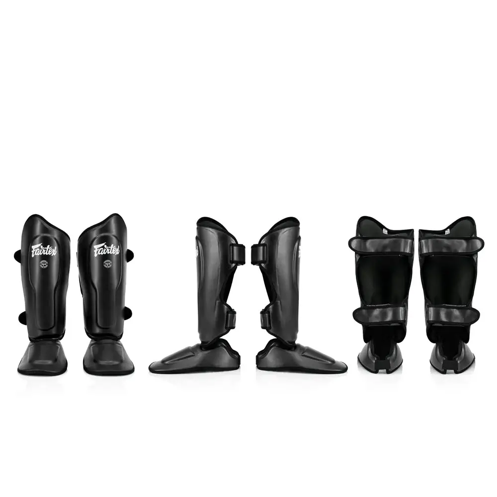 Paratibie Fairtex Ultra Ergo SP9 Nero per allenamenti di Muay Thai, MMA e Kickboxing. Forma ergonomica, massima libertà di movimento dell'articolazione e protezione totale.