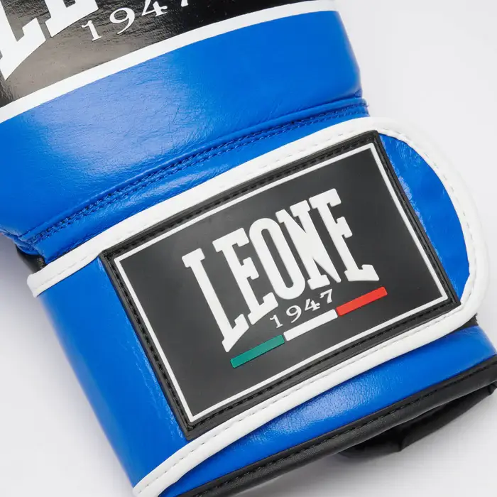 Guantoni Leone 1947 Shock Plus GN057 Blu per allenamenti e Match di Boxe, Kickboxing e Muay Thai. Guantoni per agonisti ed esperti.