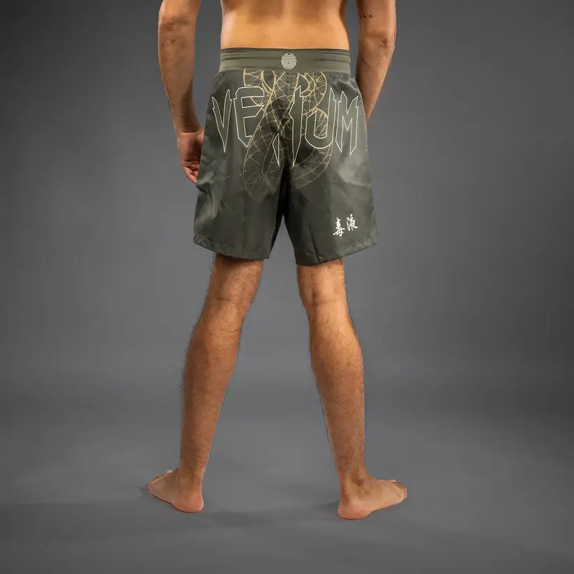 Pantaloncini Venum Serpenti Khaki/Bronzo/Avorio per allenamenti di MMA, Grappling, No Gi Kickboxing e Muay Thai.