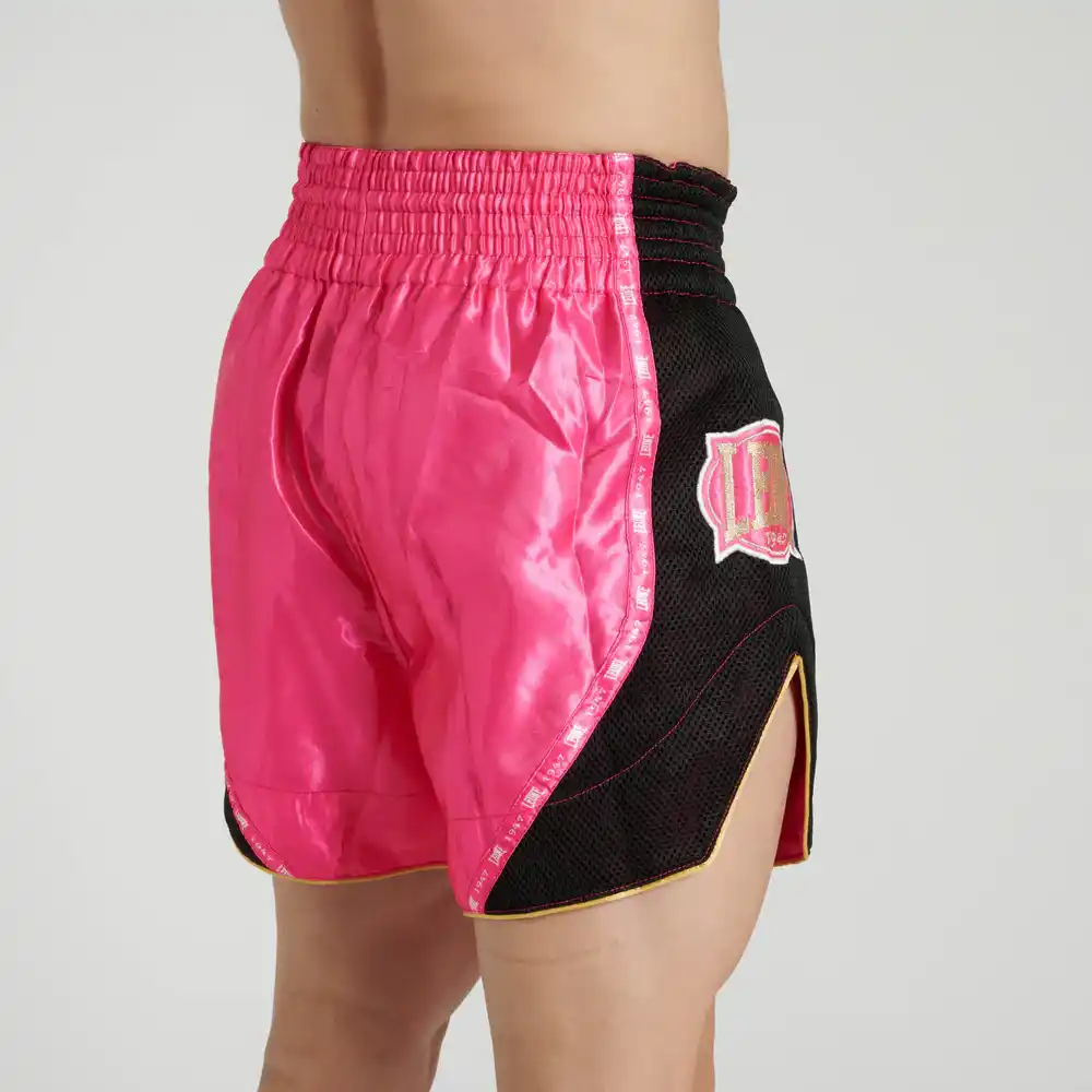 Pantaloncini Leone 1947 Classic Fucsia AB881 per allenamenti e competizioni di Muay Thai e Kickboxing