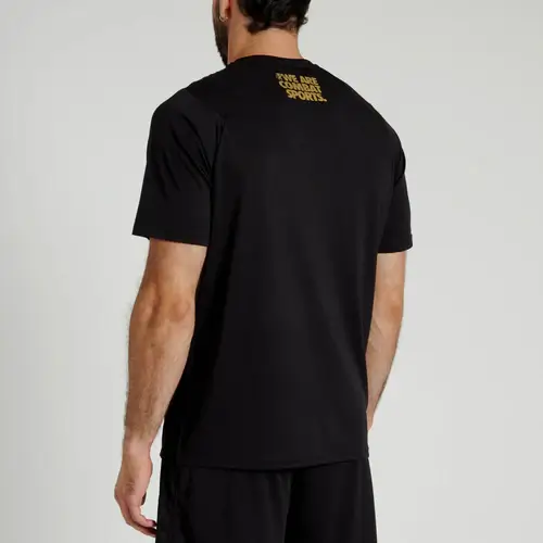 T-Shirt Leone 1947 DNA Nero/Oro ABX718 per allenamenti di Boxe, Kickboxing e Muay Thai. T-shirt Dry Tech in poliestere.