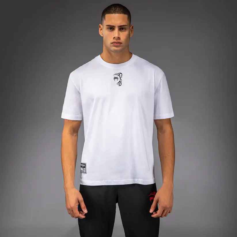 T-shirt cotone Mike Tyson Tiger Venum Bianco per appassionati di Pugilato e Sport da Combattimento. Allenamento o tempo libero.