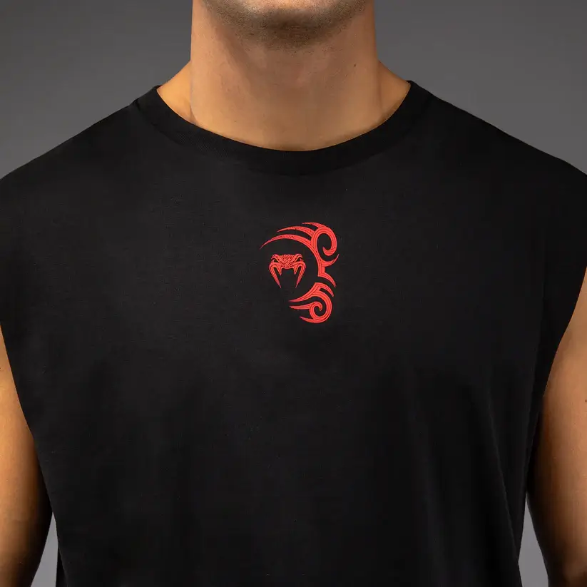 T-shirt smanicata Boxe Mike Tyson Tiger Venum Nero-Rosso per Pugilato e Sport da Combattimento