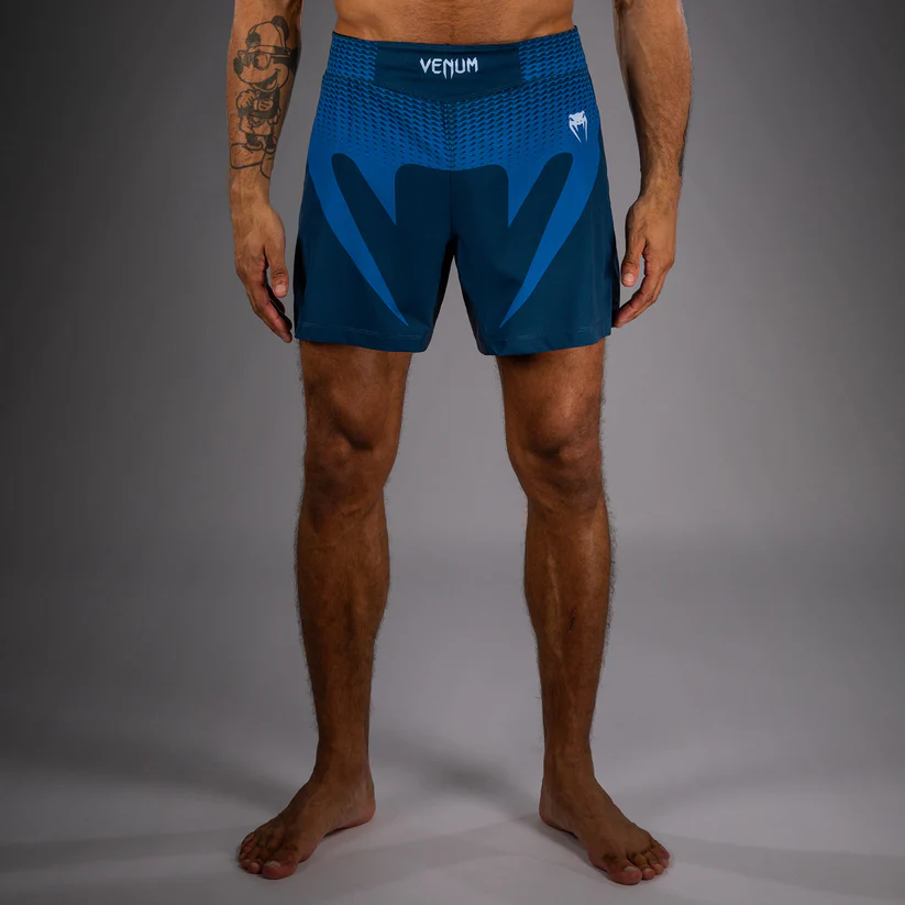 Pantaloncini Venum No GI Indaco per allenamenti e match di Grappling ed MMA, IBJJF Approved. Pantaloncini MMA per gare.
