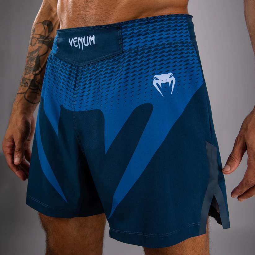 Pantaloncini Venum No GI Indaco per allenamenti e match di Grappling ed MMA, IBJJF Approved. Pantaloncini MMA per gare.