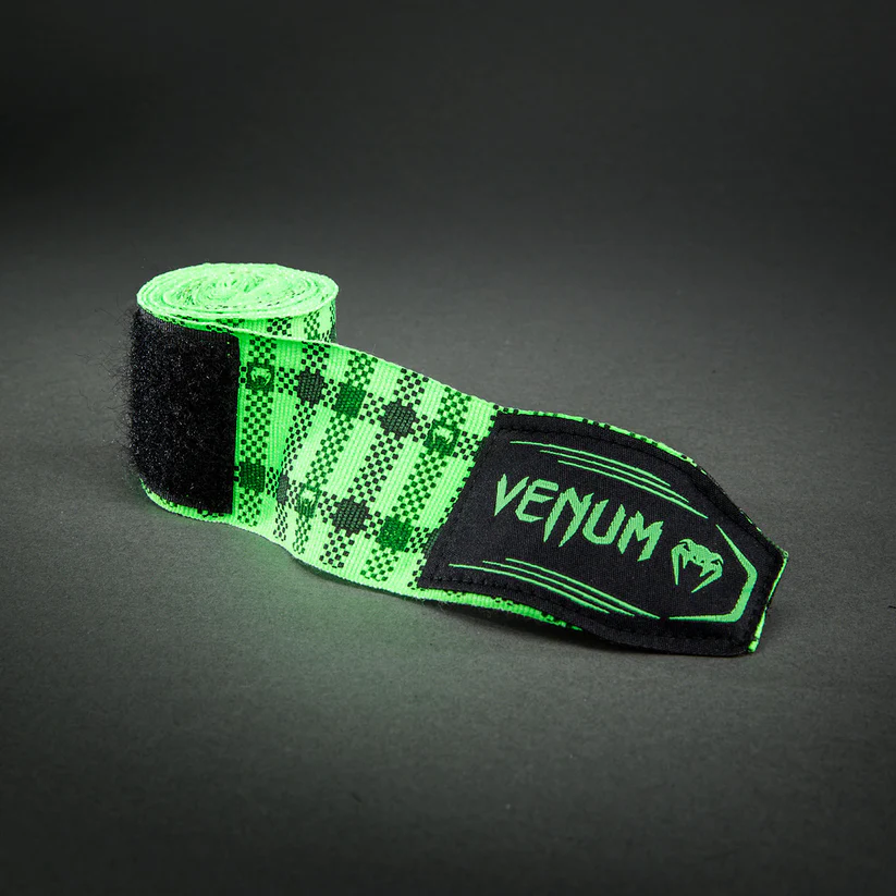 Fasce da Boxe Venum Tartan Verde VENUM-05958-005 per bendaggi da Pugilato, MMA, Kickboxing e Muay Thai. Bendaggi da 4m e 4,5m.