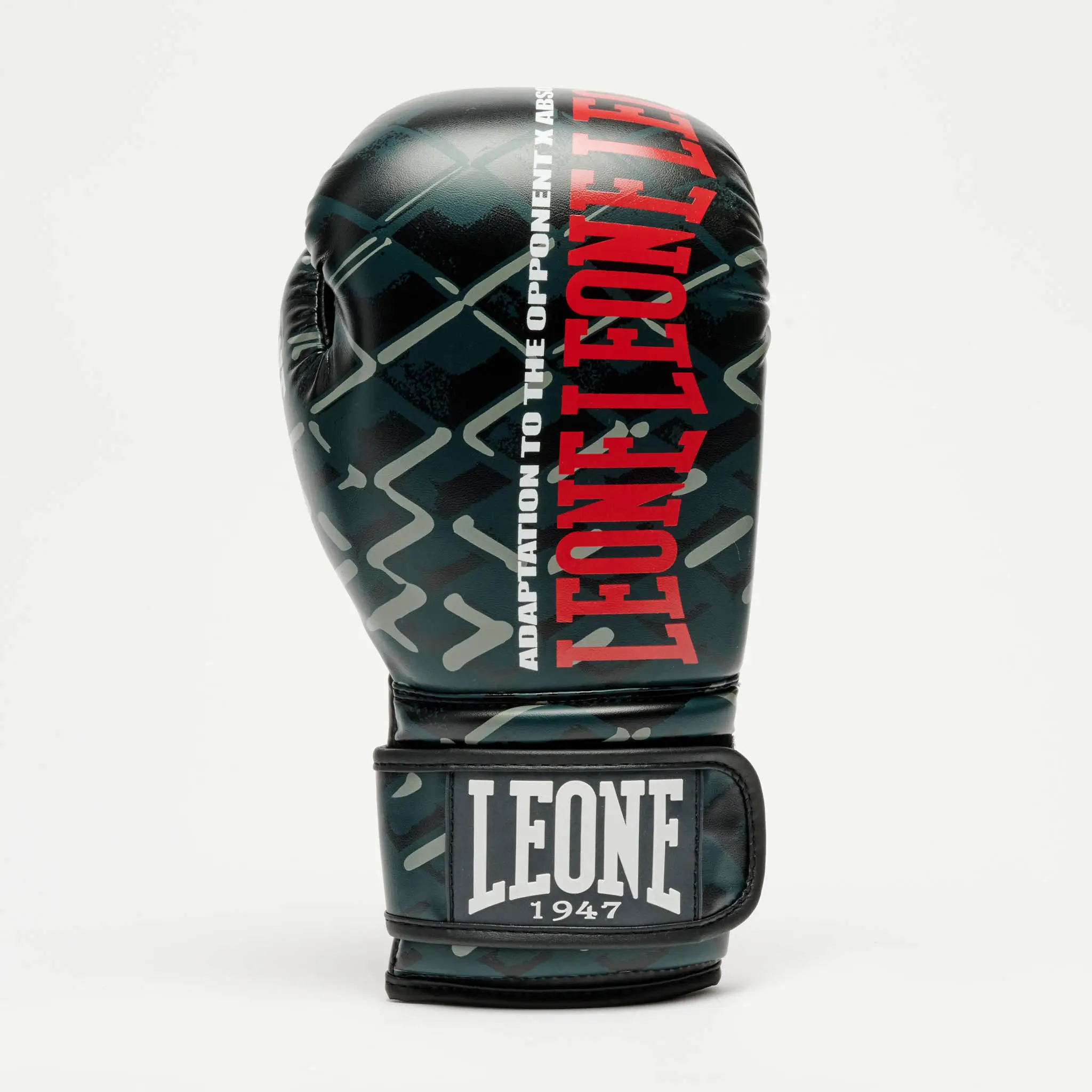 Guantoni Leone 1947 MMA Cage Grigio GN005-02- per allenamenti e match di Kickboxing, Muay Thai. Guantoni entry level per principianti. Guantoni chiusura velcro.
