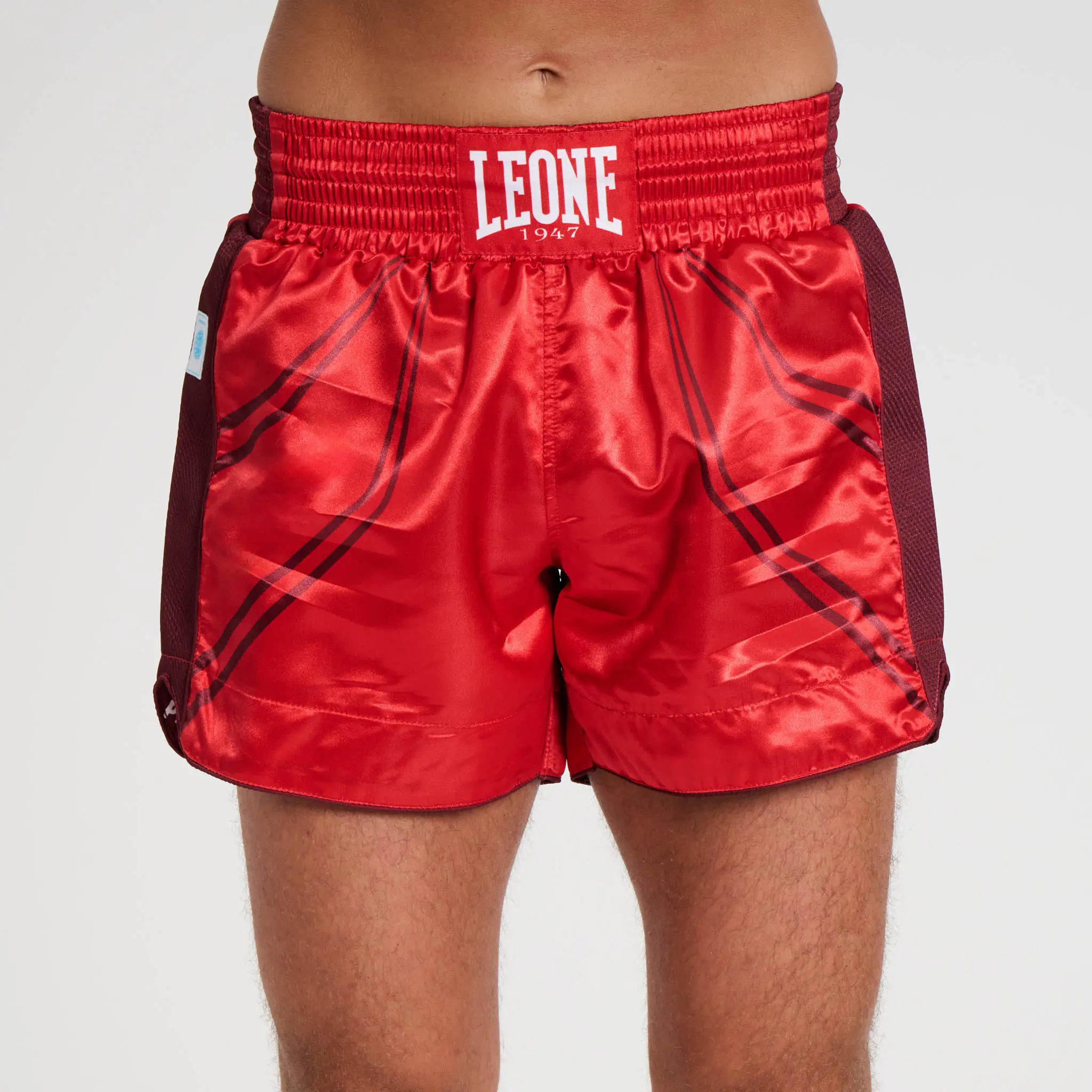 Pantaloncini Kick Leone 1947 WAKO Rosso AB996 per allenamenti e Gare di Kickboxing, Kick Light, Low Kick Federkombat.
