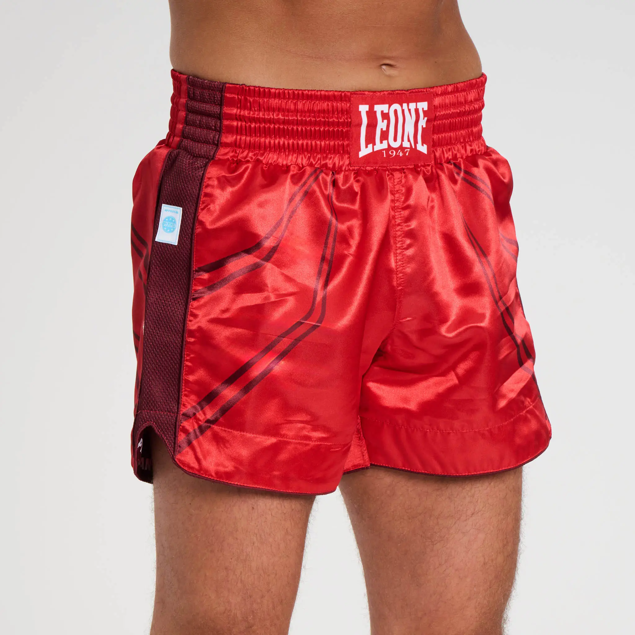 Pantaloncini Kick Leone 1947 WAKO Rosso AB996 per allenamenti e Gare di Kickboxing, Kick Light, Low Kick Federkombat.