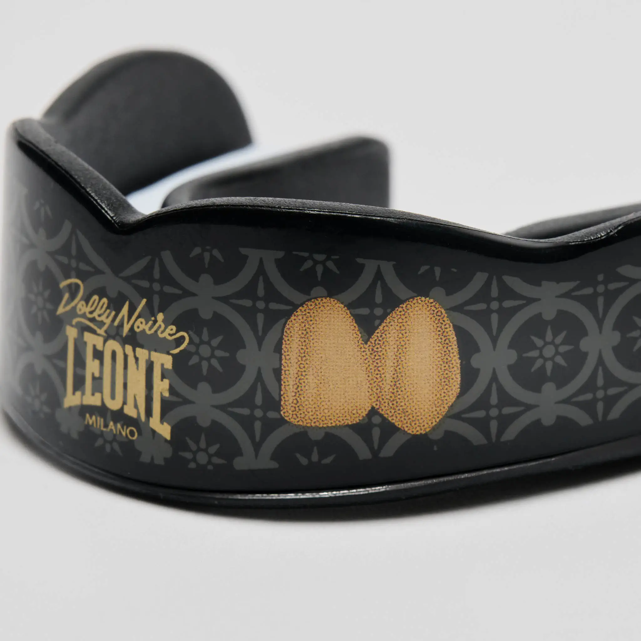 Paradenti Leone X Dolly Noire. per Boxe, Muay Thai, Kickboxing ed MMA. Edizione Limitata Leone 1947
