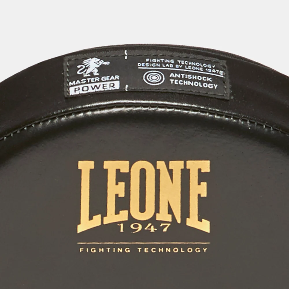 Guanti da Passata Maestro Leone 1947 Power Line GM410-01 per istruttori e coach di Boxe, Kickboxing, Muay Thai ed MMA. Focus Curvi per allenamento di Pugilato e stricking.