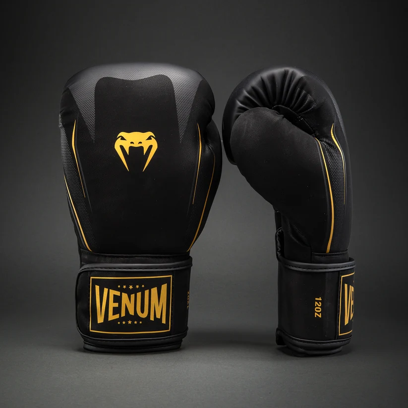 Guantoni Venum Impact G-Core VENUM-06401-126 Nero/Oro per allenamenti di Boxe, Kickboxing, Muay Thai. Guantoni Venum per Pugilato.