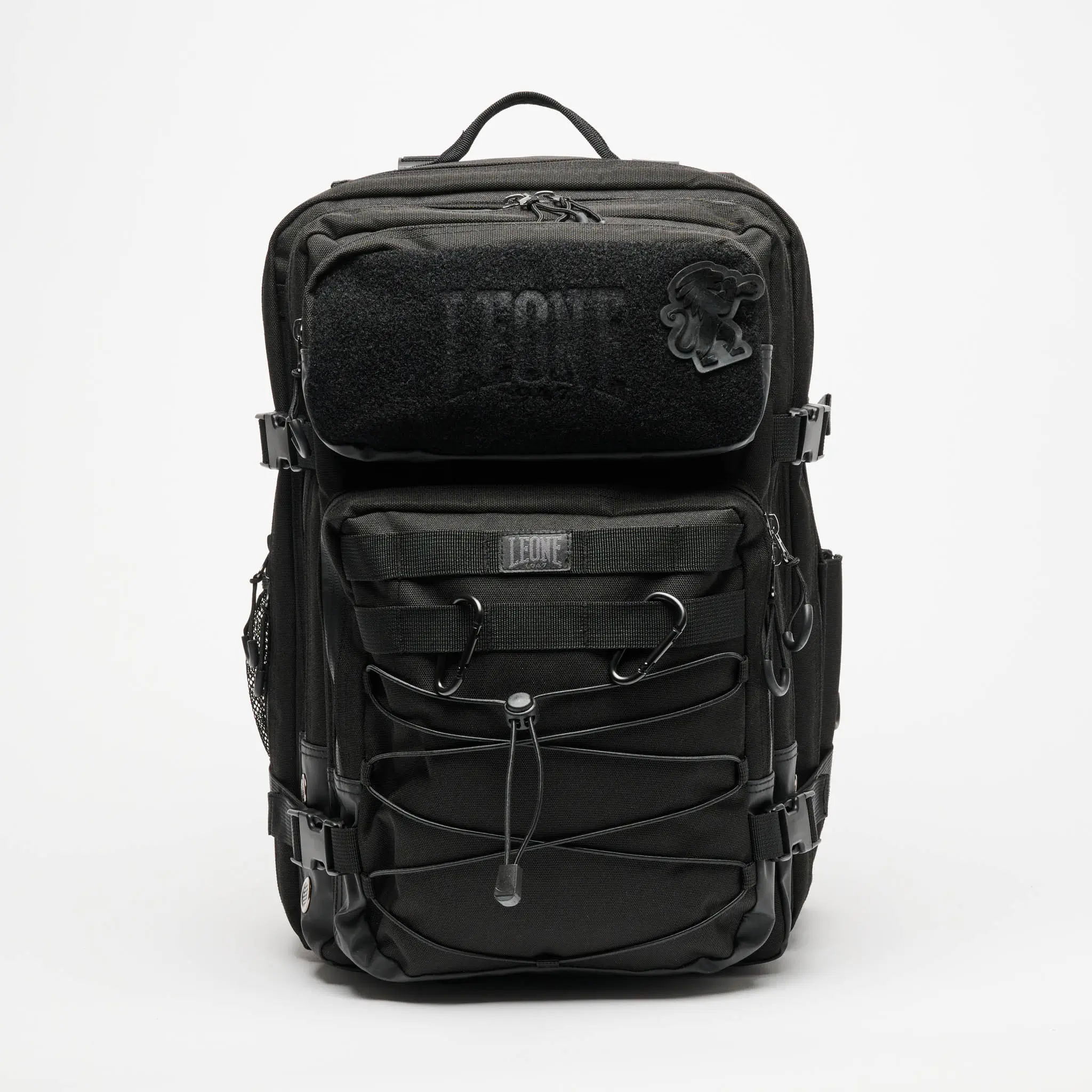 Zaino Tattico Leone 1947 Black Lion AC953-01 Nero, per attrezzatura Palestra, Lifestyle, Viaggi. Zaino Militare Nero, Multitasca. Zaino resistente per attrezzatura Sport da Combattimento, Muay Thai, Kickboxing, MMA, Boxe, BJJ.